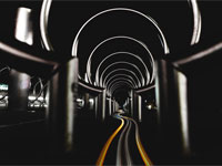 巷道堆垛機(jī)的尺寸規(guī)劃有何門道，能適配不同類型貨物？